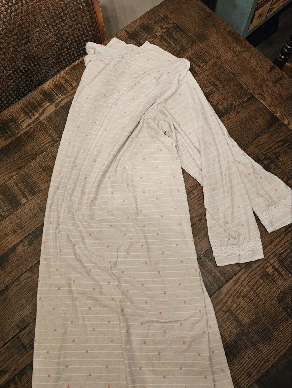 croft & barrow Women's Light Cream Stripe Nightgown with Pink Heart Dots